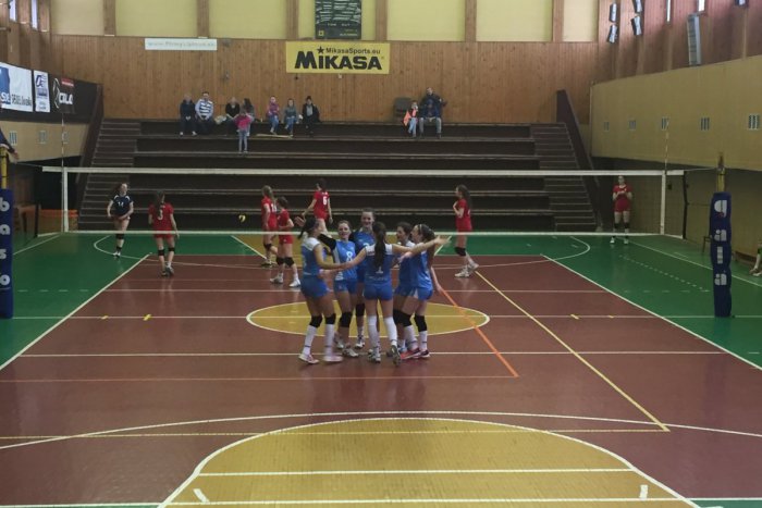 Ilustračný obrázok k článku Víkendový zápas junioriek priniesol zmeny v tabuľke: Spišiačky sa postavili súperkám z Liptovského Hrádku