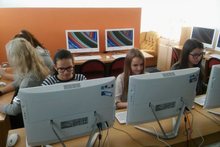 Ilustračný obrázok k článku Žiaci z Tomášikovej to dokázali vlastnou hlavou: O mimoriadnom úspechu pochvalne aj Raši!