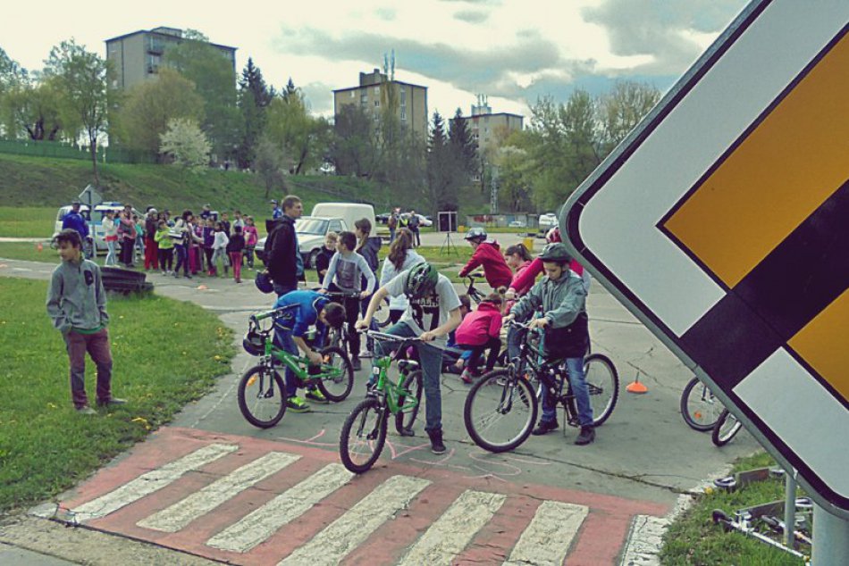 Ilustračný obrázok k článku Detská dopravná súťaž „Na bicykli bezpečne“