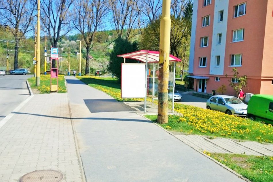 Ilustračný obrázok k článku V Prešove začali opravovať niky pri zastávkach MHD: Cestujúci, s týmto rátajte!