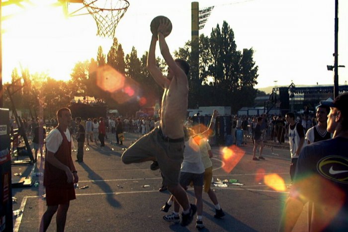 Ilustračný obrázok k článku Pre milovníkov športu a pohybu: Letný streetball v Michalovciach pre celé rodiny