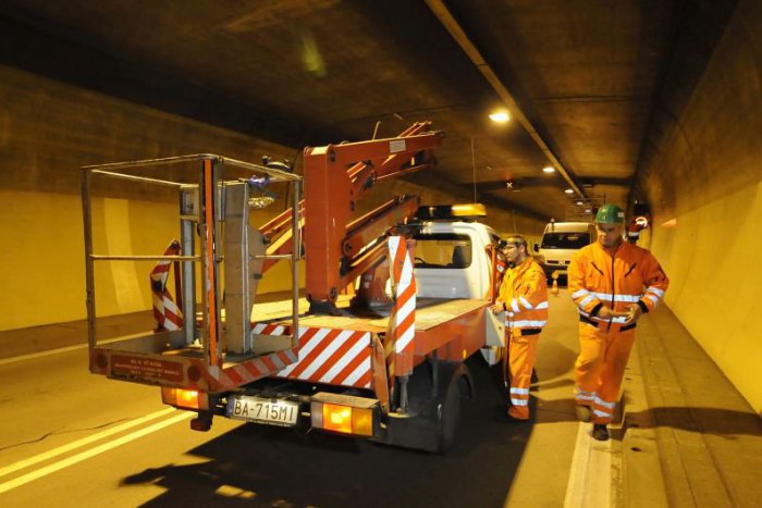 Ilustračný obrázok k článku Motoristov čakajú obchádzky, tunely Branisko a Šibenik uzavrú pre plánovanú údržbu