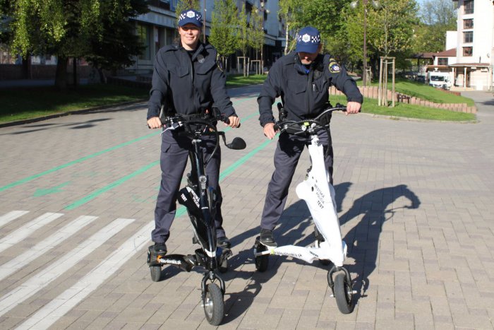 Ilustračný obrázok k článku Mestskí policajti s tromi kolieskami navyše: Poprad zažije elektronickú novinku