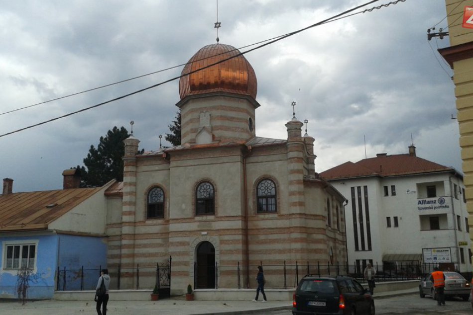Ilustračný obrázok k článku FOTO: Otvorená synagóga ako kultúrny stánok. Kupola pripomína hrôzu doby, ktorá ju postihla