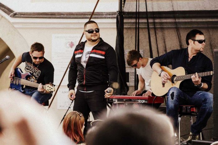 Ilustračný obrázok k článku Predvianočný čas má čo ponúknuť: Považskobystričanom ho spríjemní aj Desmod