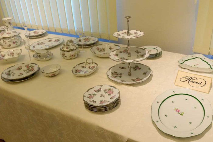 Ilustračný obrázok k článku Východoslovenské múzeum s jedinečnou výstavou: Ručne robený porcelán, aký má aj princ William!