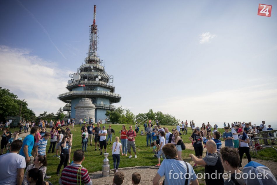 Ilustračný obrázok k článku Obľúbená akcia je späť: Hokejový Zobor pozná termín