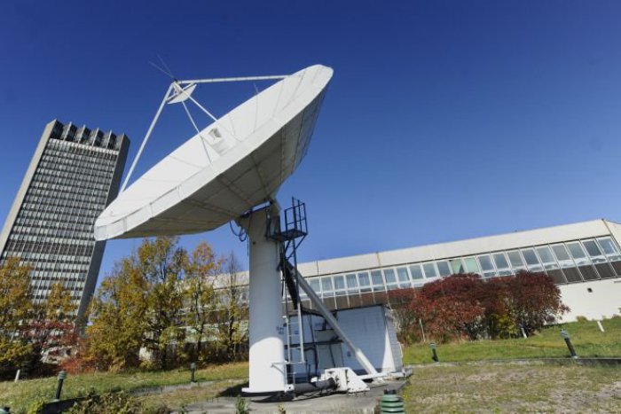 Ilustračný obrázok k článku Koncesionárske poplatky sa od januára zvyšovať nebudú. Počúvli konečne politici hlas ľudu?