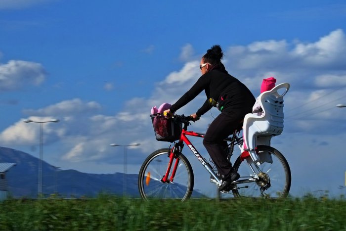 Ilustračný obrázok k článku Cyklistická sezóna je v plnom prúde: Do Ondrašovej môžeme jazdiť aj po chodníku