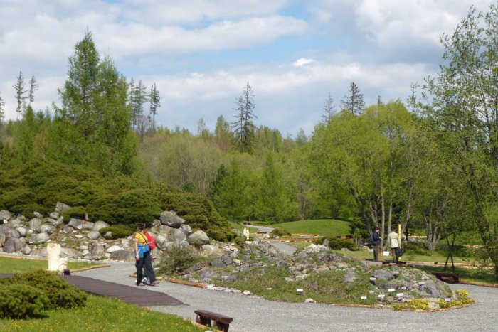 Ilustračný obrázok k článku Víkend otvorených parkov a záhrad: V Tatranskej Lomnici si to skutočne užijete