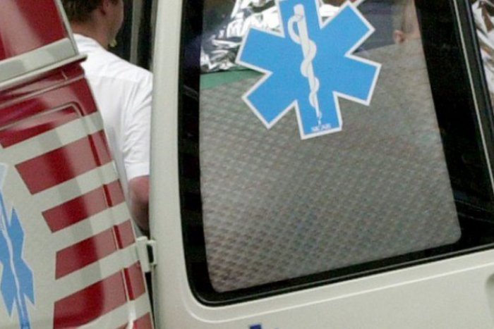 Ilustračný obrázok k článku Vážna nehoda pri Kremnici: Na pomoc vyrážali dve sanitky