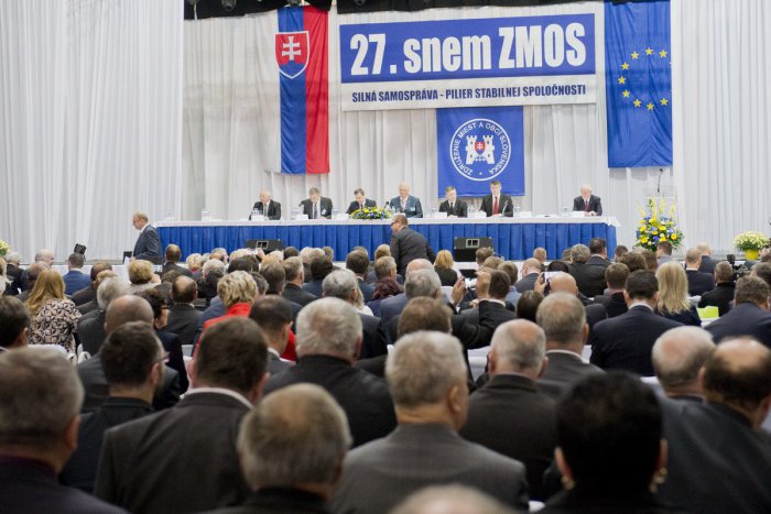 Ilustračný obrázok k článku Stretli sa predstavitelia miest a obcí: Projekty prezentovali aj Nové Zámky