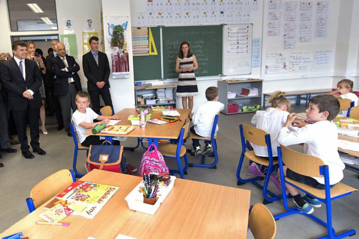 Ilustračný obrázok k článku Francúzsku školu v Petržalke slávnostne otvoril minister školstva