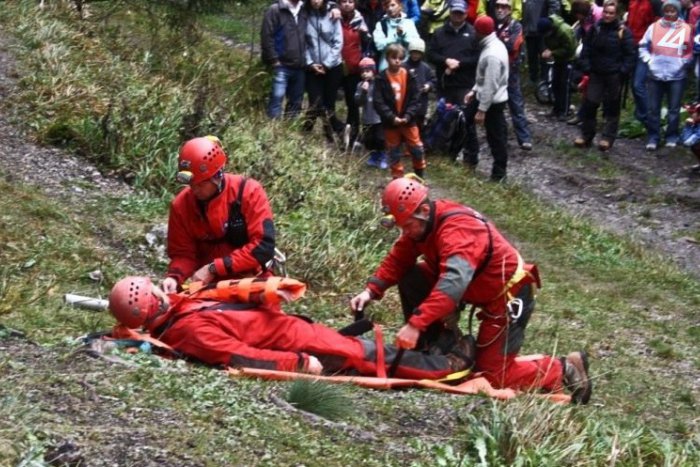 Ilustračný obrázok k článku Horskí záchranári radia pred otvorením turistických chodníkov: Dbajte na bezpečnosť