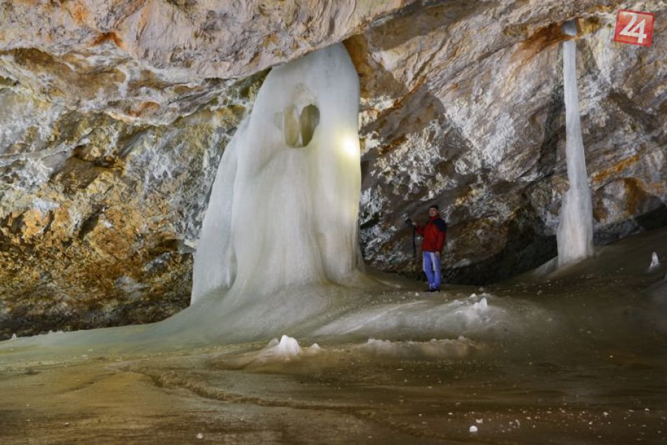Ilustračný obrázok k článku Oplatí sa pozrieť: Krásy Dobšinskej ľadovej jaskyne a okolia na úchvatnom VIDEU!