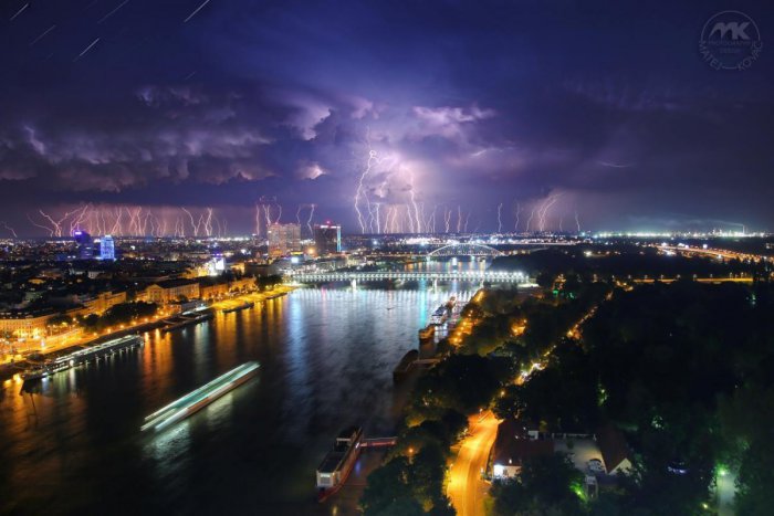 Ilustračný obrázok k článku Na celom území Slovenska dnes hrozia búrky