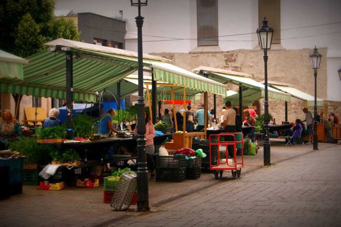 Ilustračný obrázok k článku Dominikánske námestie žije trhmi: Spoznali sme najsladší i najfarebnejší stánok! FOTO