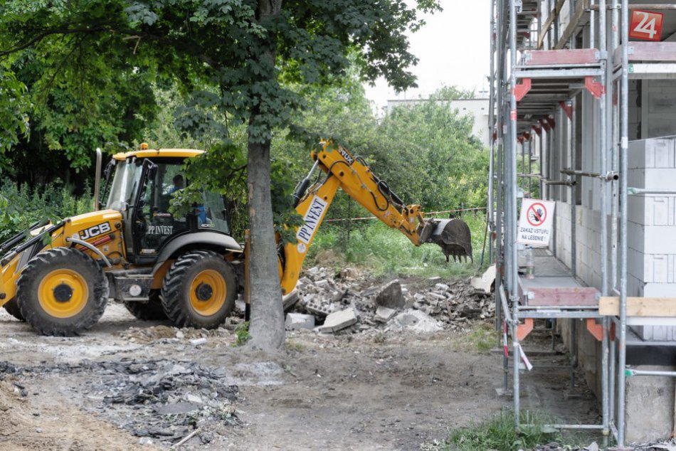 Ilustračný obrázok k článku Jarovce majú prvé VZN o ochrane pred hlukom a o pravidlách kosenia