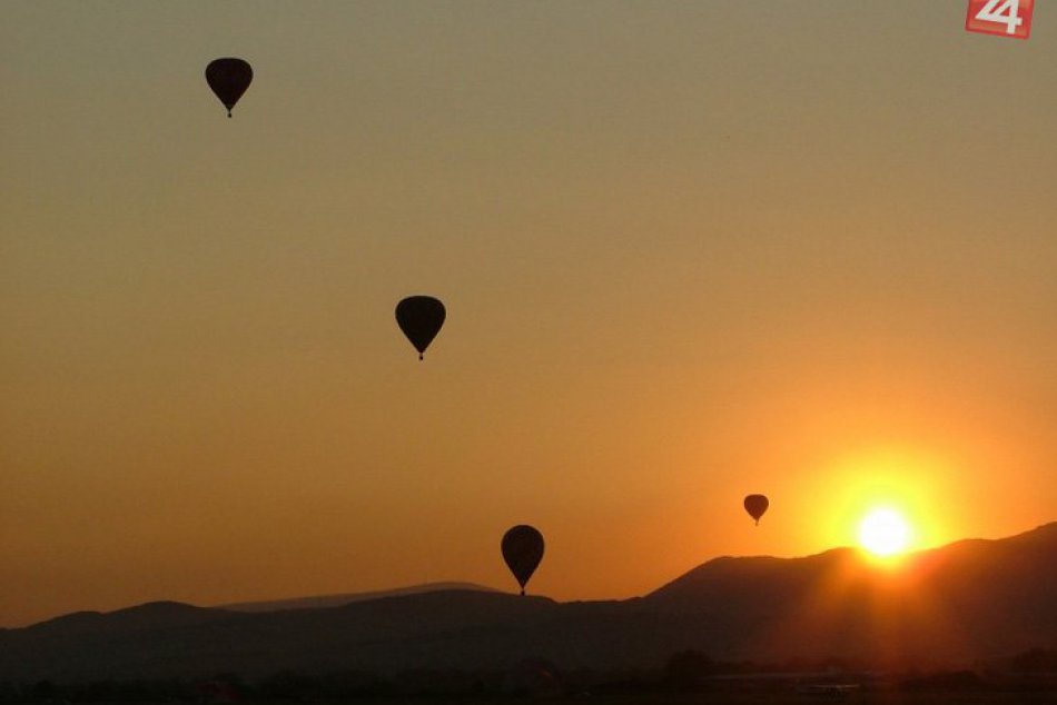 Ilustračný obrázok k článku Ideálny ako darček i zážitok na celý život: 5 dôvodov, prečo letieť balón naprieč krajinou