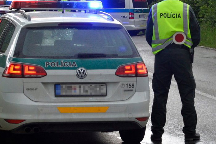 Ilustračný obrázok k článku Ak sa chystáte autom do Starej Ľubovne, dávajte si pozor: Policajná akcia