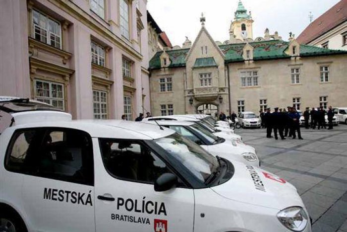 Ilustračný obrázok k článku Mestská polícia je na Európsky samit regiónov a miest pripravená