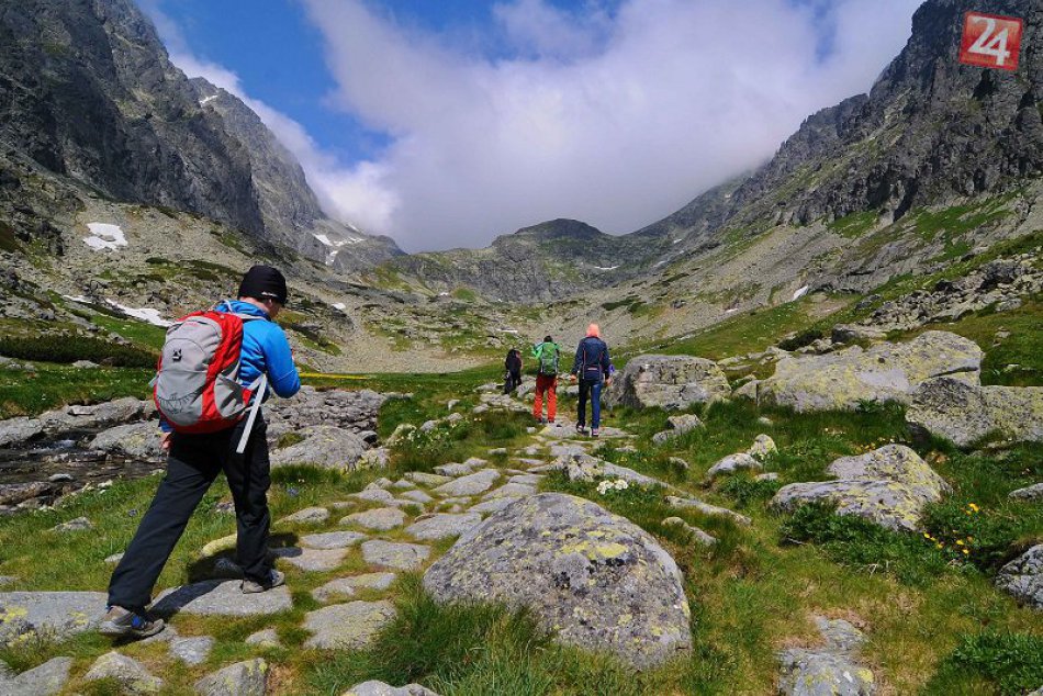 Ilustračný obrázok k článku Letná tatranská klasika: Opäť sa budú počítať turisti. Čo povedia čísla?