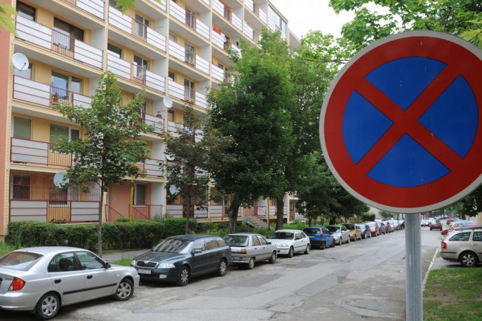 Ilustračný obrázok k článku Raši reaguje na kritiku parkovania v meste: Peniaze z pokút budú naše!