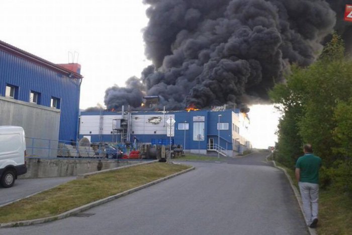 Ilustračný obrázok k článku Z KAŽDÉHO KÚTA: Slováci v centre útoku v Nice i veľký požiar vo Zvolene