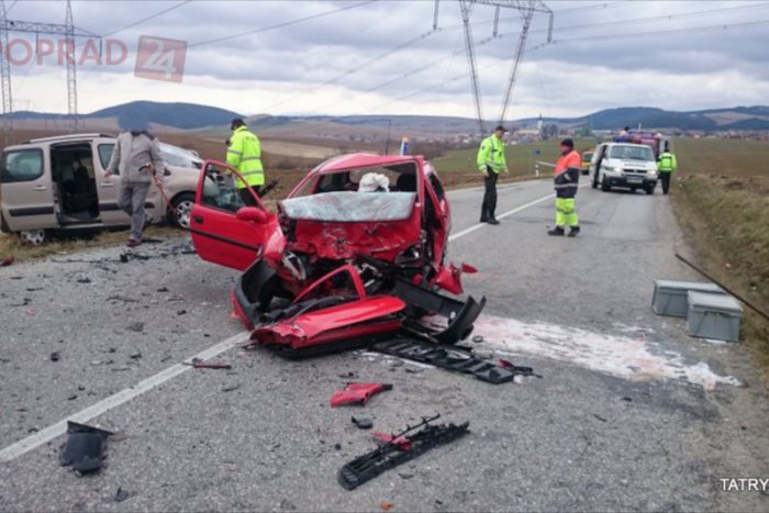 Ilustračný obrázok k článku Veľká nehoda v Hniezdnom: Zrážka dvoch osobných áut