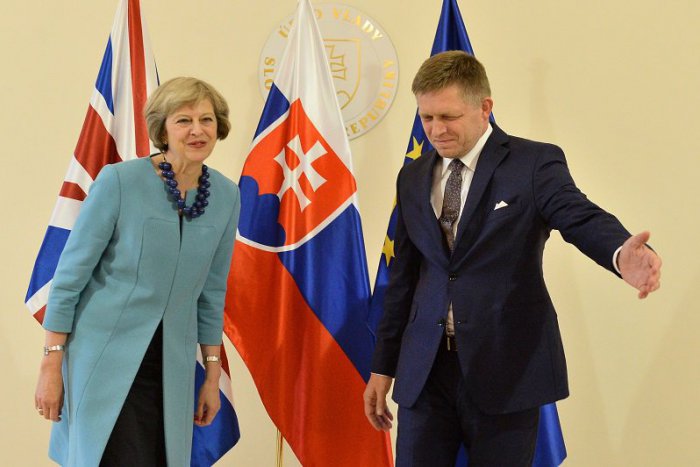 Ilustračný obrázok k článku Budú môcť Slováci ostať robiť v Británii? Jej premiérka sľúbila, že áno