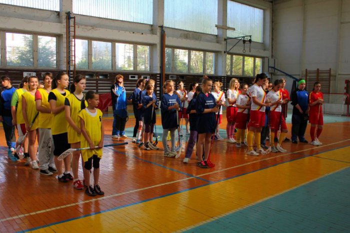 Ilustračný obrázok k článku FOTO: Florbal v Bystrici zažíva rozmach: Do súťaží nastúpia nové kategórie dievčat