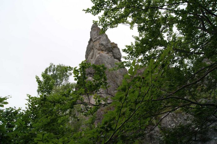 Ilustračný obrázok k článku Príroda sa na východe poriadne vyhrala: 5 nádherných skál v okolí Košíc
