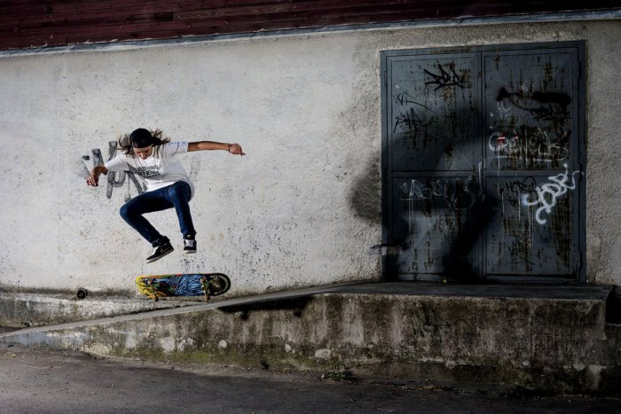Ilustračný obrázok k článku FOTO: Mladej Zvolenčanke učarovala jazda na skateboarde: Modriny sú dôkaz driny