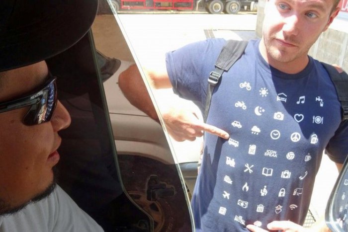 Ilustračný obrázok k článku KURIOZITA DŇA: Neviete sa dohovoriť? Ukážte na tričko a každý vám bude rozumieť