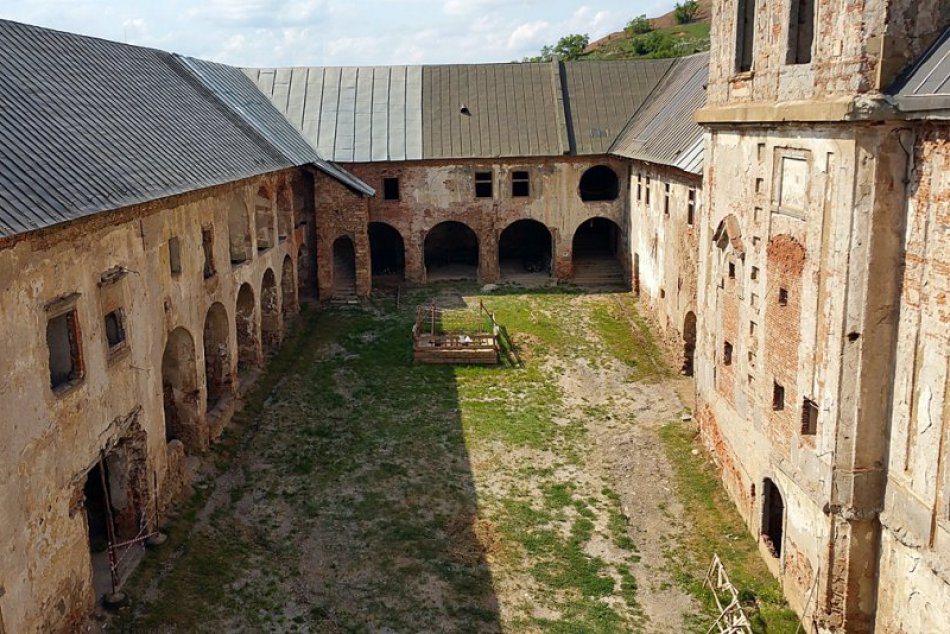 Ilustračný obrázok k článku TOTO musíte vidieť! Výstava ukáže opustené a chátrajúce kaštiele na Slovensku
