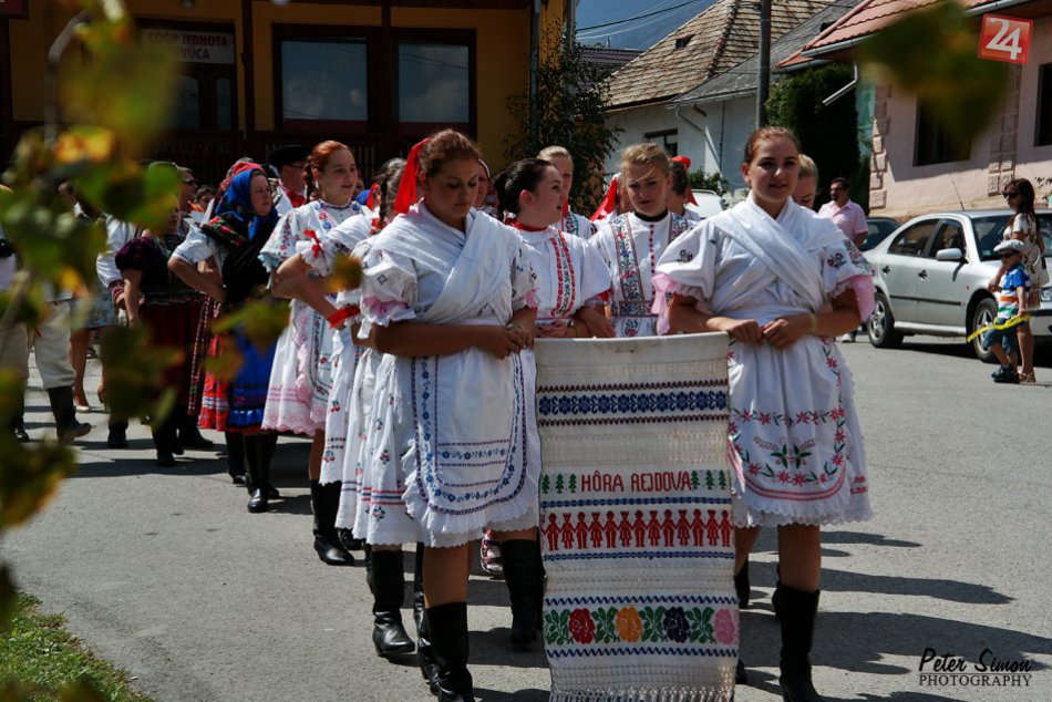 Ilustračný obrázok k článku Gemerský folklórny festival v Rejdovej: Čo nás čaká na 45. ročníku?