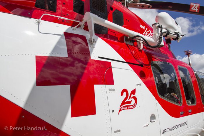 Ilustračný obrázok k článku Horskí záchranári ratovali zraneného paraglajdistu: Letecký prevoz do nemocnice