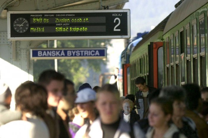 Ilustračný obrázok k článku Veľká VÝLUKA medzi Zvolenom a Bystricou: Ovplyvní vlakovú dopravu na celej trati