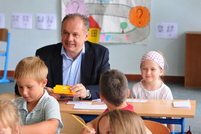 Ilustračný obrázok k článku Prvý školský deň: Prezident Kiska dohliadne, aby školstvo bolo prioritou