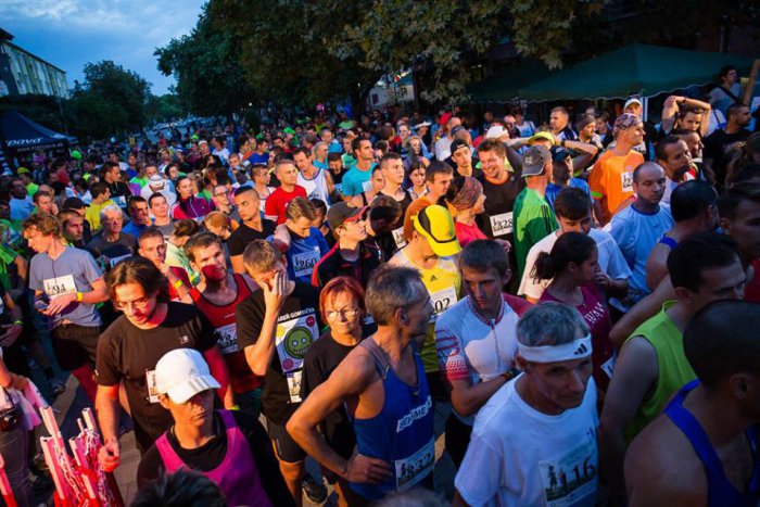 Ilustračný obrázok k článku Nočná Šaľa ožije: Bežci si zmerajú sily za tmy