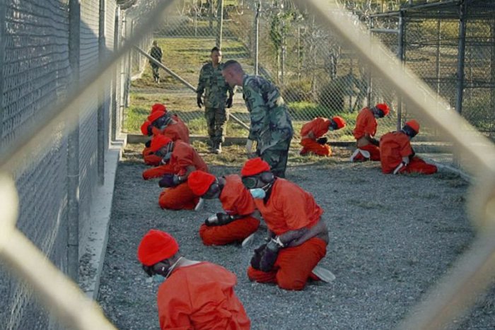Ilustračný obrázok k článku SVET O SLOVENSKU: Zvolen je len ďalšia basa, hovorí väzeň z Guantánama