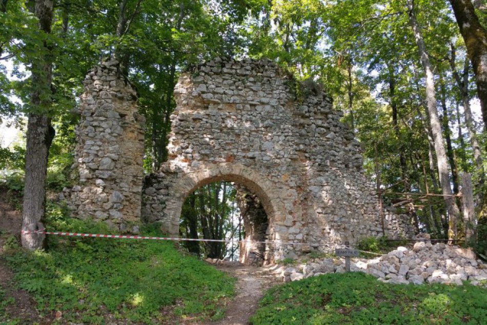 Ilustračný obrázok k článku Muráň chce zlepšiť podmienky pre turizmus: Plánuje rozhľadňu i elektrobicykle