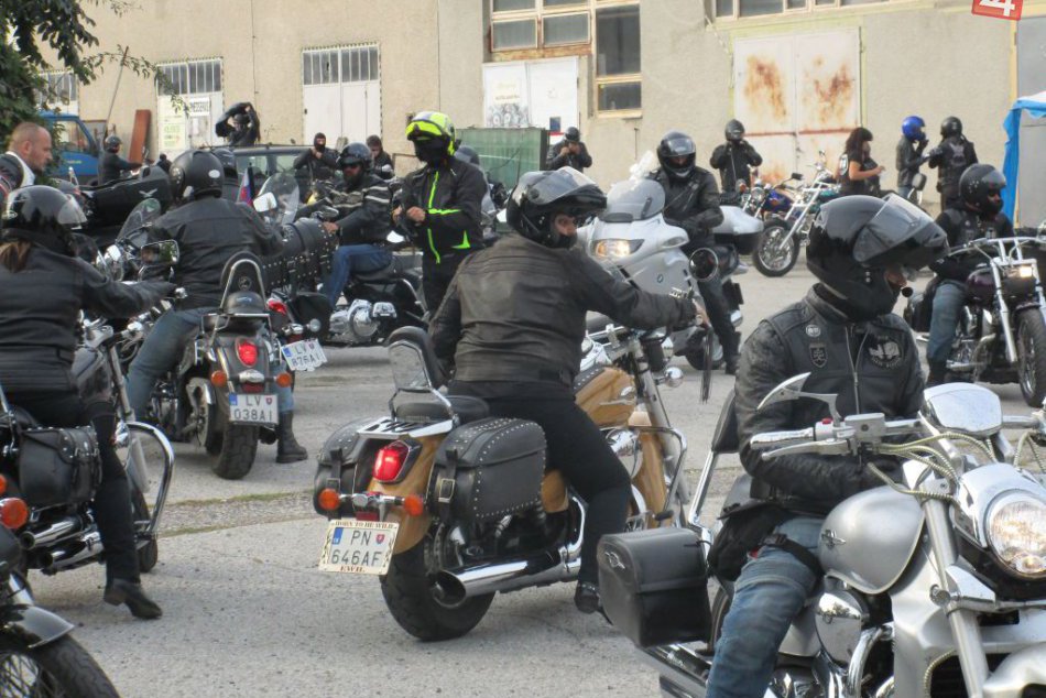 Ilustračný obrázok k článku Zlatomoraveckí motorkári už pripravujú mašiny: Je tu termín otvorenia moto-sezóny