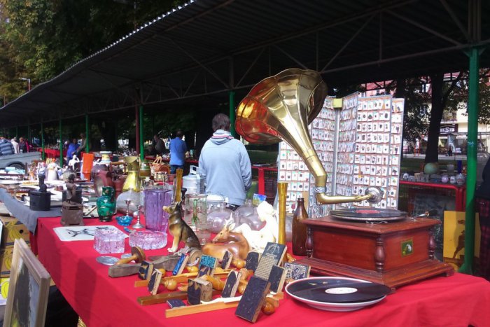 Ilustračný obrázok k článku Nostalgia či zberateľská vášeň: Na burze v Spišskej nájdete aj rôzne kuriozity