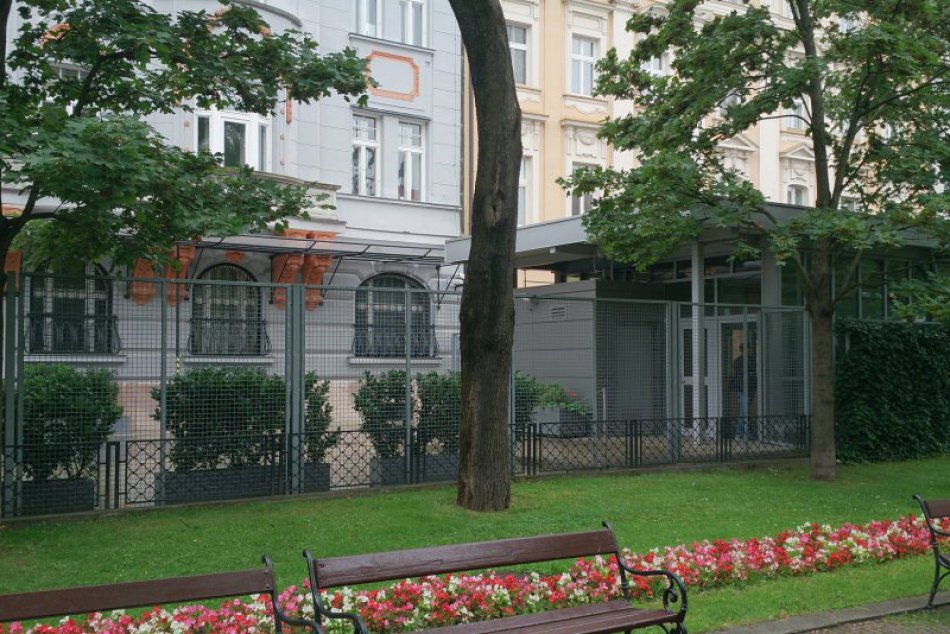 Ilustračný obrázok k článku Borguľa požiadal Američanov o navrátenie pôvodnej tváre Hviezdoslavovmu námestiu