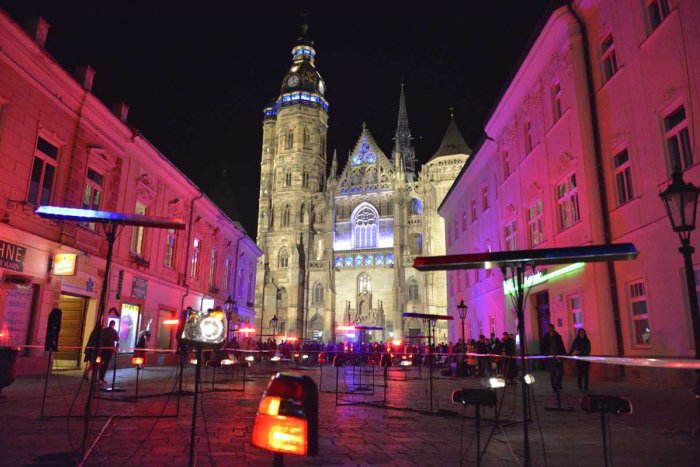 Ilustračný obrázok k článku FOTO výber: Biela noc, Košice ožili súčasným umením
