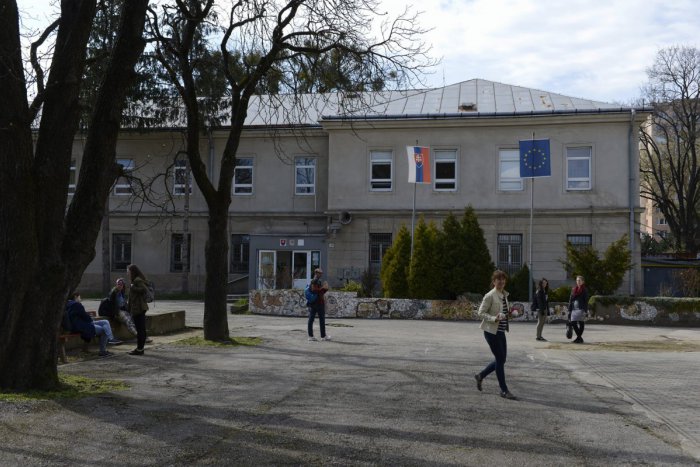 Ilustračný obrázok k článku Košická škola s nevyhovujúcimi priestormi: Bude mať nové kreatívne dielne?