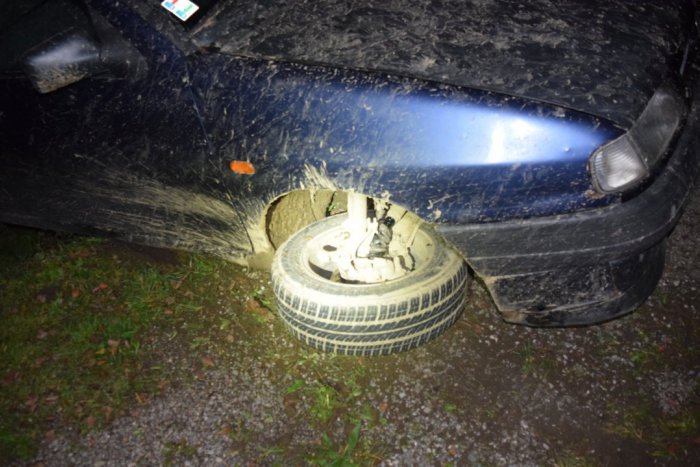 Ilustračný obrázok k článku Rožňavčan (20) mal vypité, zákaz šoférovať a ešte aj havaroval: Už sedí! FOTO