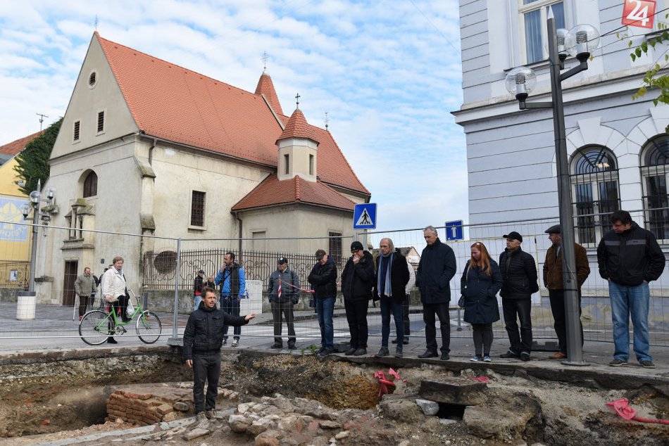 Ilustračný obrázok k článku Vykopávky v Trnave dokázali prekvapiť aj archeológov: Toto nečakali! FOTO