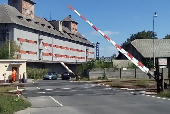 Ilustračný obrázok k článku Na Slovensku je ich ako šafránu: Staré mechanické závory nájdeme aj v Nitre